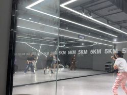 -5KM舞蹈街舞工作室