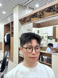 -MARTIN'S BARBER SHOP男士理发馆