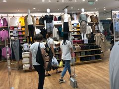 -优衣库(上海虹口龙之梦店)