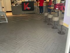 -肯德基(成山路地铁站店)