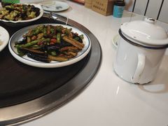 -人民公社铁锅炖·东北菜(卫国道店)