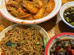 -冶建镜子·老南昌大排档·江西虾王(总店)