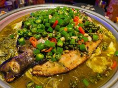 -令狐冲·炭烤活鱼(宝龙店)