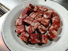 雪花牛肉粒-马路牙子烧烤音乐酒馆(望京店)