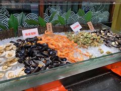 -四海一家自助餐(益田假日广场店)