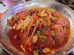 -路边边地标烧烤·川菜·小龙虾·音乐酒馆(良乡长虹店)
