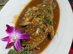 招牌干烧大黄鱼-正阳门饭庄·烤鸭·北京菜(万丰路七里庄店)
