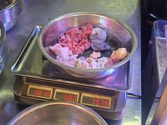 -周良天山牛杂城(天山路总店)