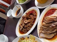 -老鼎万春卤菜(五代传承创始老店)