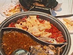 -阿瓦山寨·湘菜现炒·剁椒鱼头王(咸阳总店)