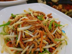 -丹水桥地锅鱼·翘嘴鲌·地方特色全鱼宴(丹江口大坝店)