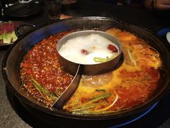 -渝涯重庆豆花老火锅(中赢国际店)
