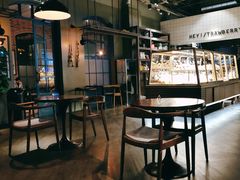 -黑草莓(重庆路店)