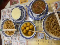 -广信牛奶甜品世家(台东店)
