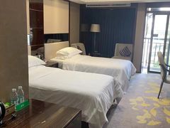 -天艺东环酒店(海口高铁东站龙湖天街店)