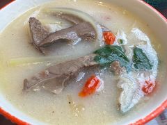 枸杞滋补羊汤-那拉提之疆·新疆菜(美院店)