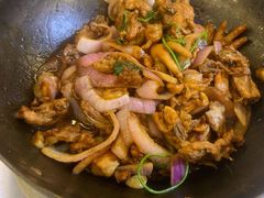 -胡须佬鸡煲四季火锅店(石厦西村直营店)