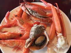 -荣誉国际酒店-云顶旋转餐厅