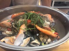 皇后无水火锅-派派茶客(金杏花园店)