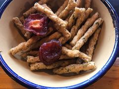 餐前小吃-李子坝梁山鸡(李子坝大鸡哥店)