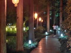 -上海怡沁园度假酒店