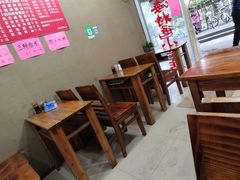 -上海特色小笼店(铁岭路90弄小区店)