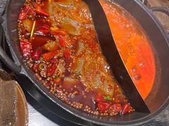-冯校长老火锅(中联广场店)