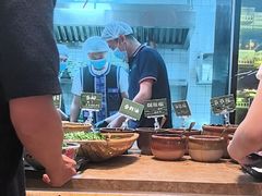 -云阿蛮云南生烫牛肉米线(奉贤路店)