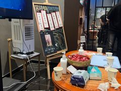 -屋有岛沉浸游戏旗舰店(中山公园店)