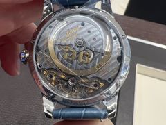 -亨吉利世界名表中心(华润万象城店)