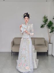 -艺憬婚纱礼服·造型(二七万达店)