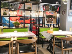 大堂-美膳居川菜馆油焖大虾烧烤(卓刀泉店)