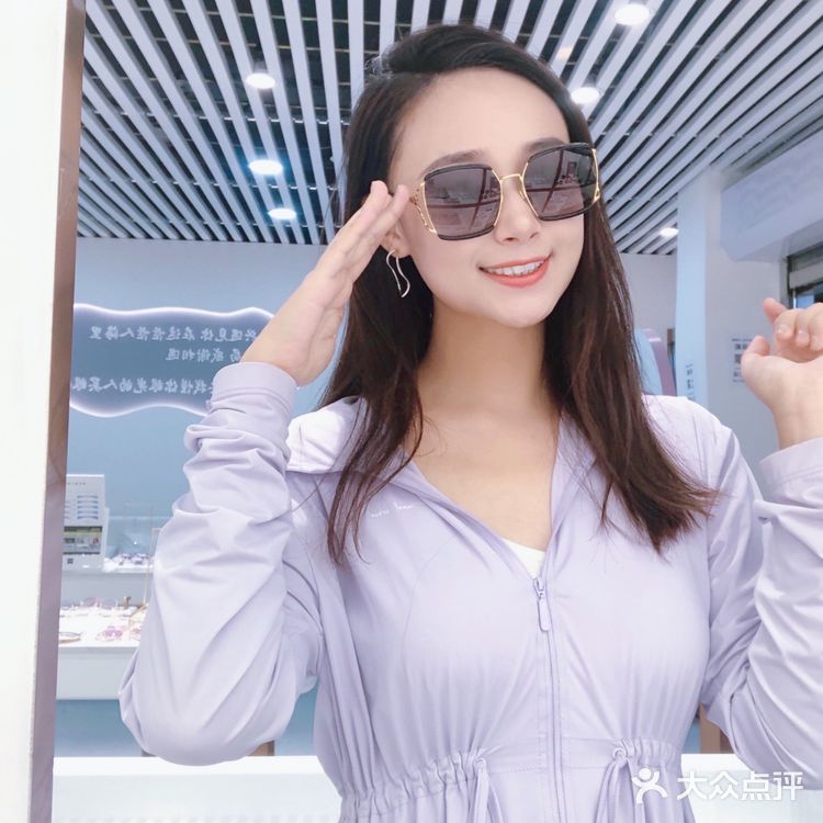 北京探店｜传说中的潘家园眼镜城！