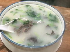-清真·玛丽亚新疆菜主题餐厅(浙江中路店)