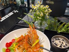 -F+轻食健身赋能空间(中华北路国贸商场店)
