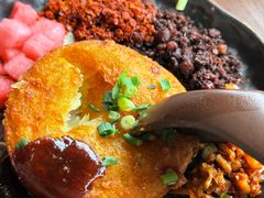 -包整·丝娃娃(一览甲秀楼风景店)