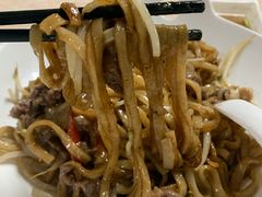 湿炒牛河-华威达牛庄(黄埔大道西店)