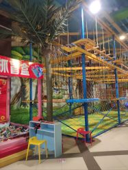 -哆啦爱梦儿童乐园(住邦城市广场店)