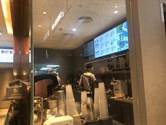 -喜茶(北京华贸购物中心店)