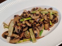 -荷风细雨·中国茶宴(碧云店)