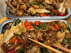 -鸿顺老铁锅美蛙鱼府(解放碑店)
