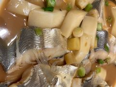 家烧白扁中鲳鱼-甬府小鲜(万象城店)