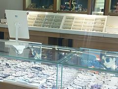 -宝岛眼镜公司(普育东路店)