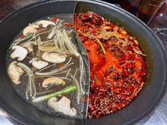 -朱光玉火锅馆(小寨原力场店)