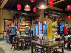 -富正毅三下锅·湘西韵味(天门山索道店)
