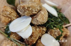 Braised Pork Fried Chicken