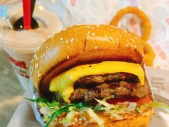 -The Habit Burger Grill 哈比特汉堡(复兴soho店)