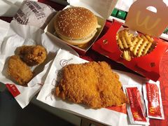 -麦当劳(安立路店)