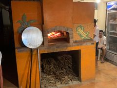 -Trattoria Altrove