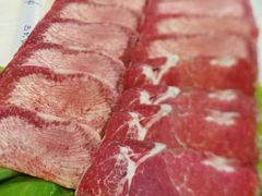 -虾弄弄海派小龙虾·牛羊蝎子火锅